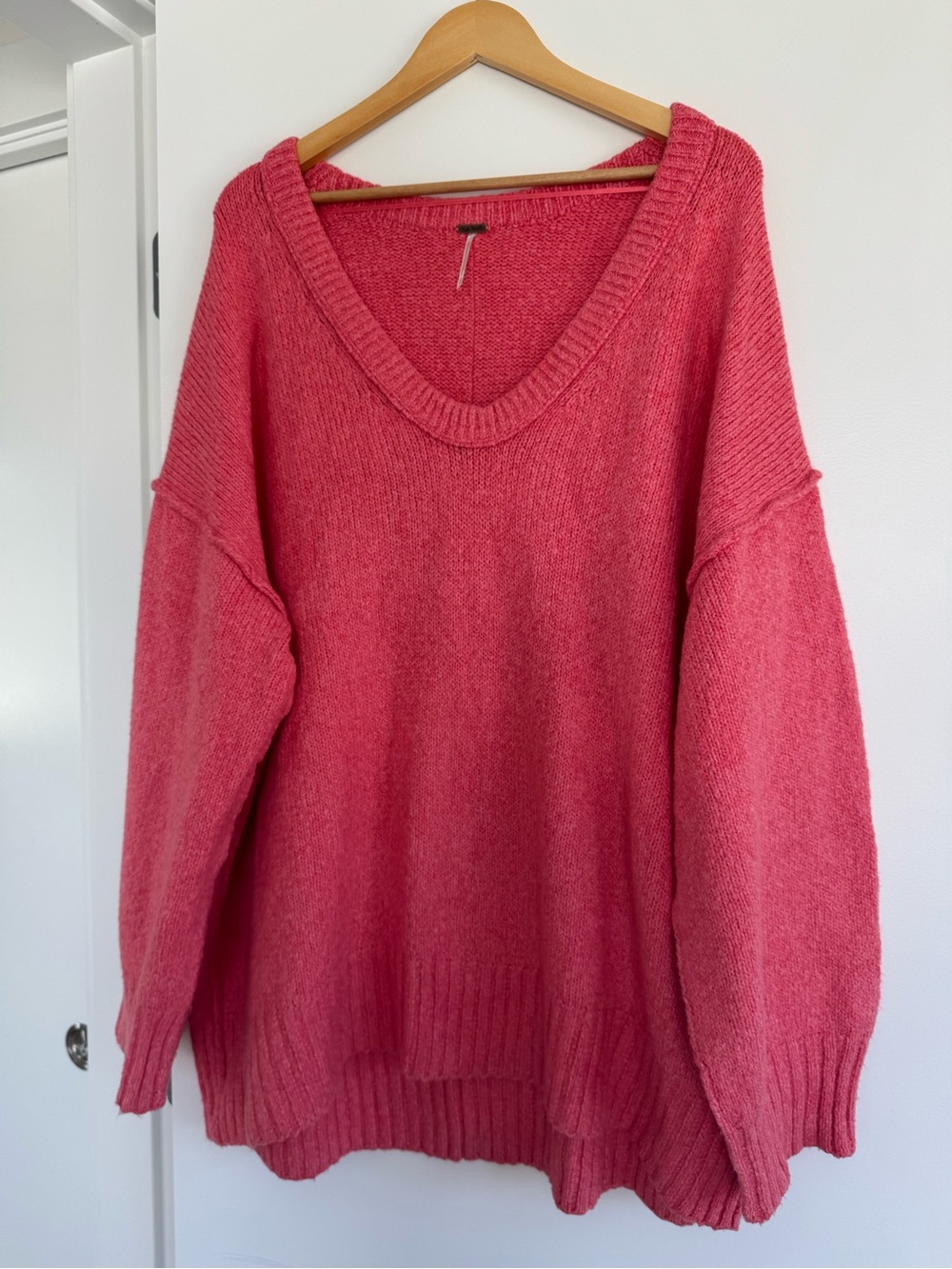 Free People Brookside Oversized Coral Pink Knit Tunic Sweater - Picture 4 of 8